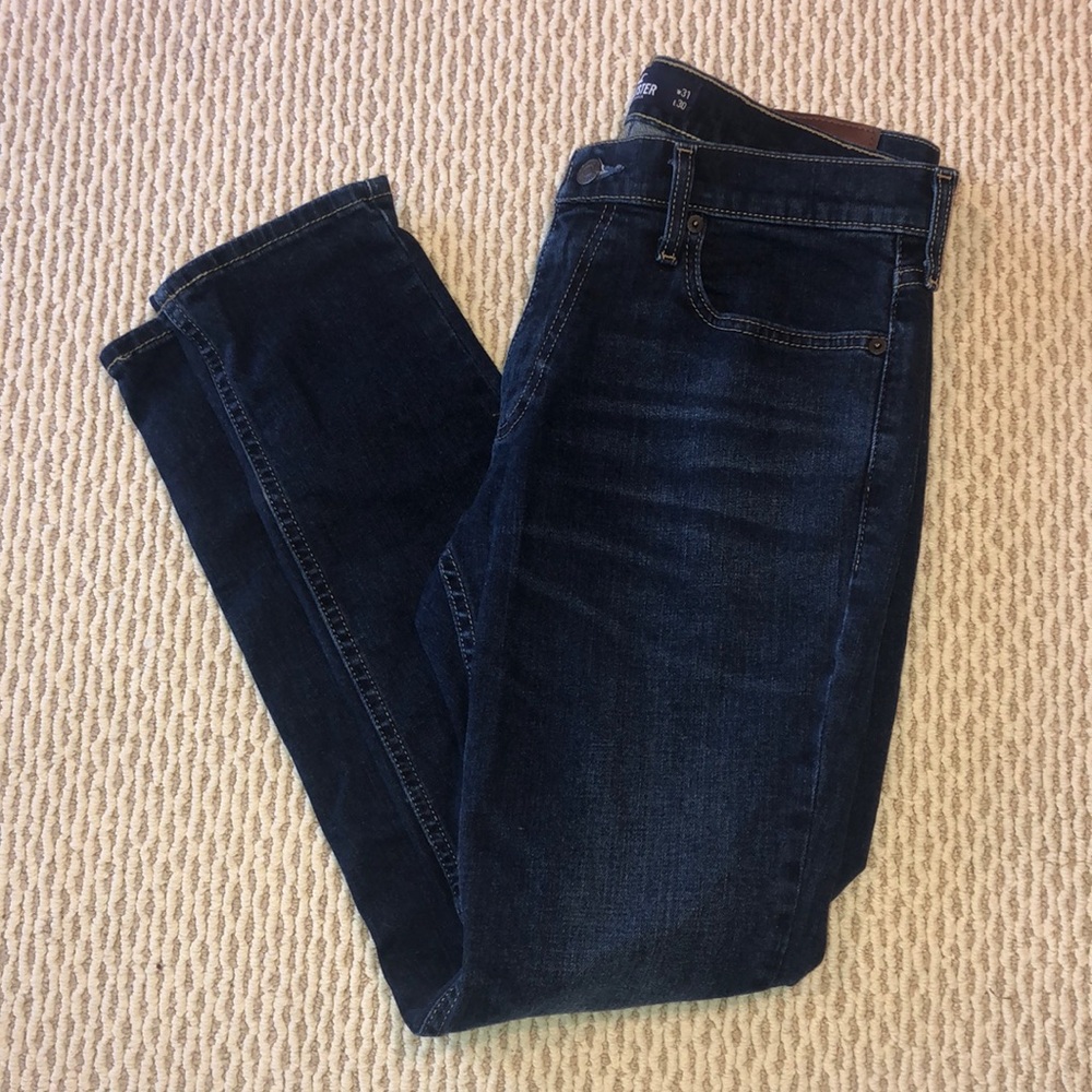 Mens Hollister Jeans- like new!
